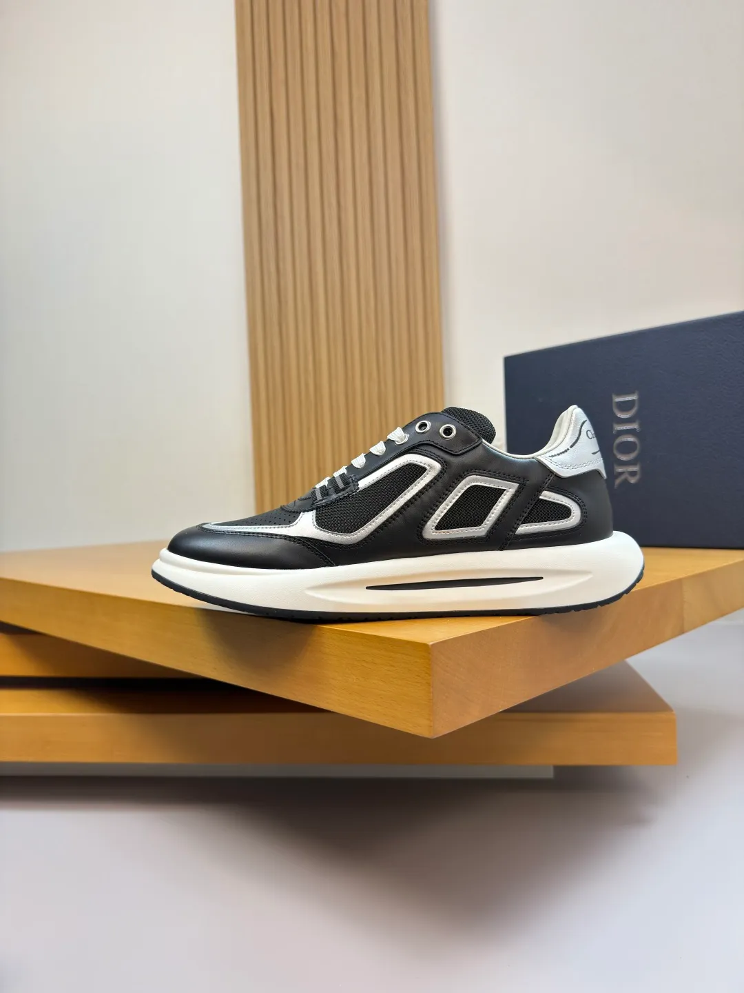 [Dior] Dior P780 men's shoes 💰 - High-end quality original order·Casual sports shoes - Upper: 🔝Nappa calfskin, perforated calfskin, brand high mercerized canvas, tongue. Heel. Silk screen high frequency brand logo - Inner: water-dyed cowhide, foot pad; brand canvas - Outsole: ultra-light TPU. Rubber foam; two-color molded outsole -Ultra-high quality control·Fine workmanship: outstanding (high-end·nobility·grade) -Size: 39-44 (38, 45, can be customized)·DR0181